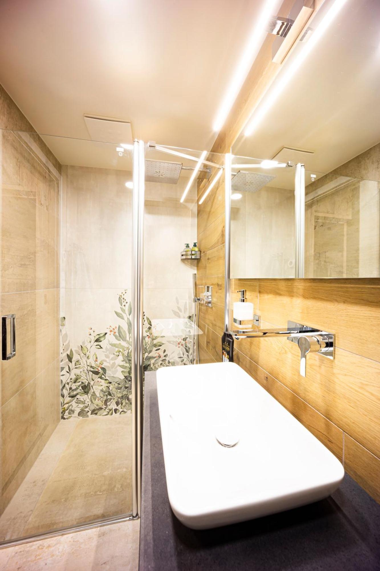Dh Vankovka 1kk - Bus, Vankovka 50m Apartment *