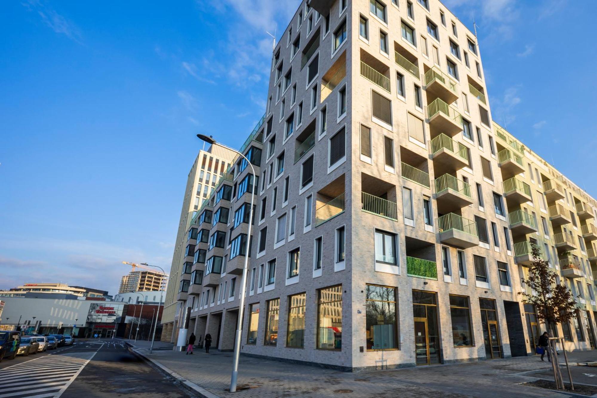 Dh Vankovka 1kk - Bus, Vankovka 50m Apartment